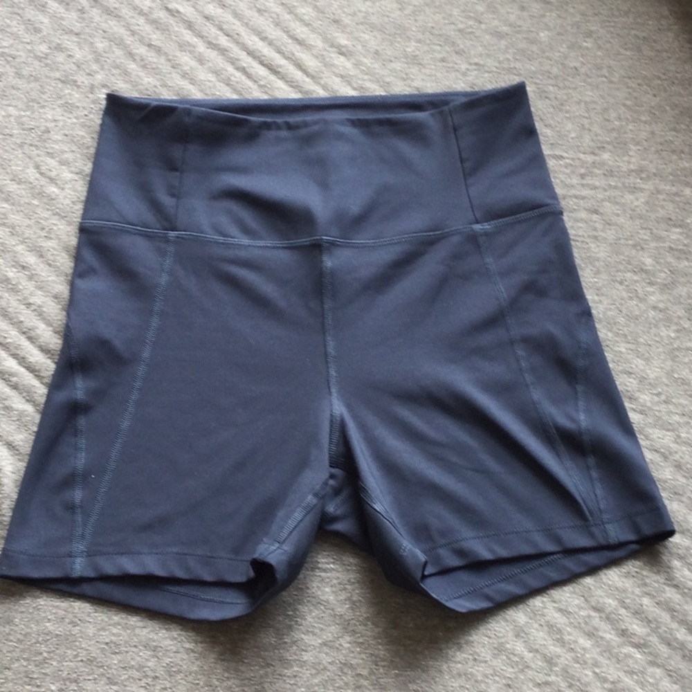 Girlfriend collective biker shorts